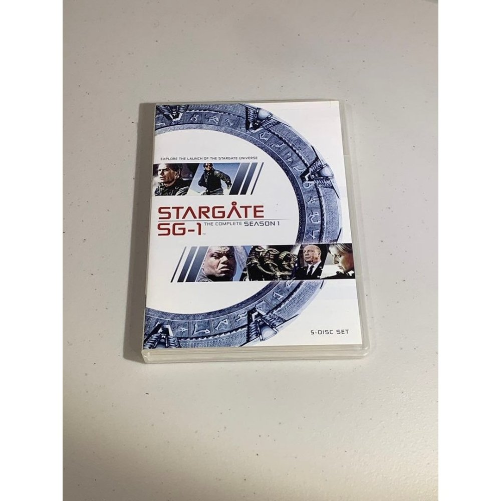 Stargate SG-1 Complete Season 1 DVD Nice!